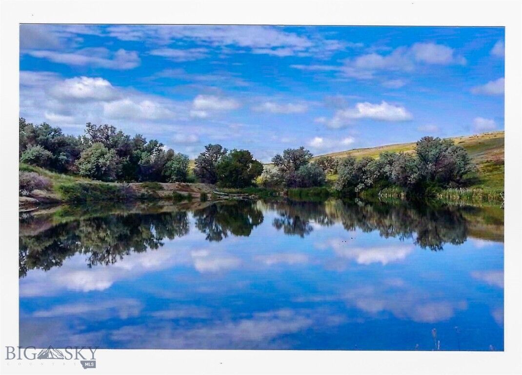 Property Photo:  400 Gordon Road  MT 59487 