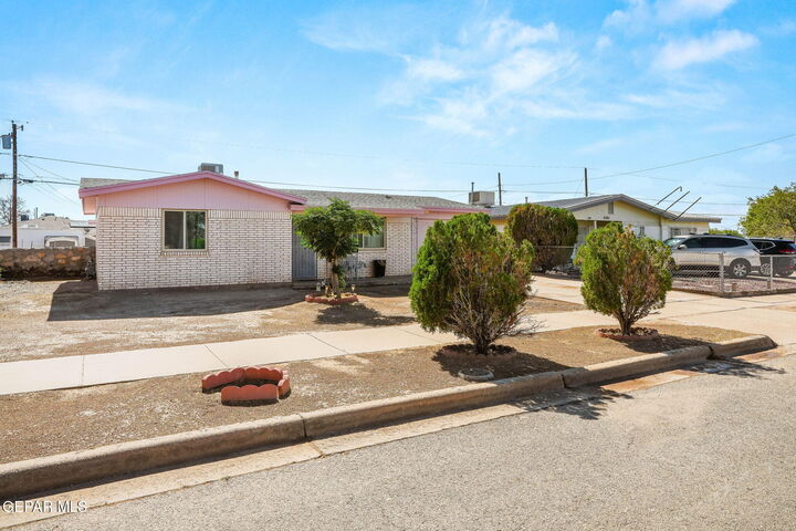 Property Photo: 8041 Broadway Drive TX 79915