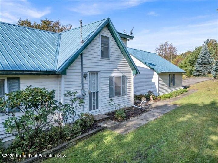 Property Photo: 3886 Bow Bridge Road PA 18818