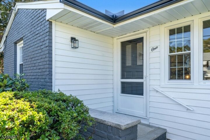 Property Photo:  1 Crestwood Ln  NJ 07066