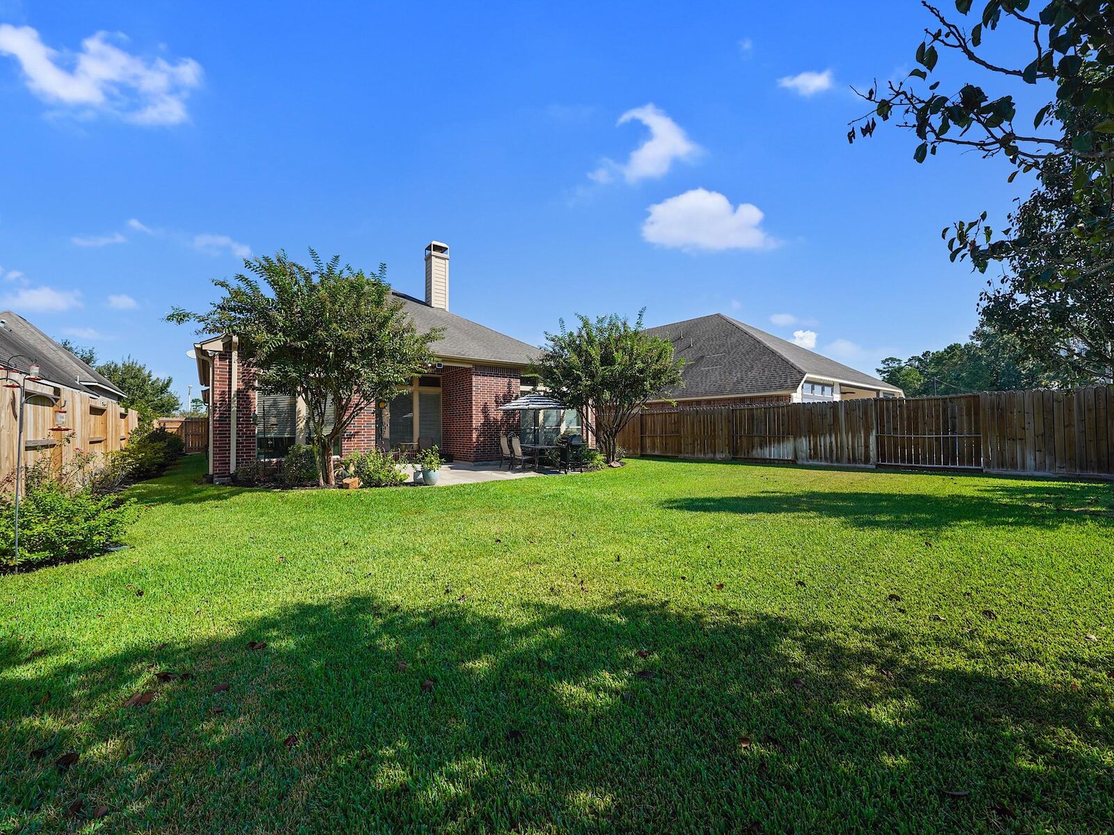 Property Photo:  2898 Woodland Glen Lane  TX 77385 