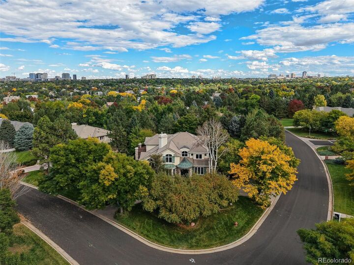 Property Photo:  5690 S Beech Cir  CO 80121 