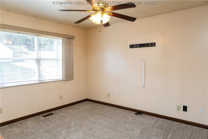 Property Photo: 8 Wick Lane WV 25313