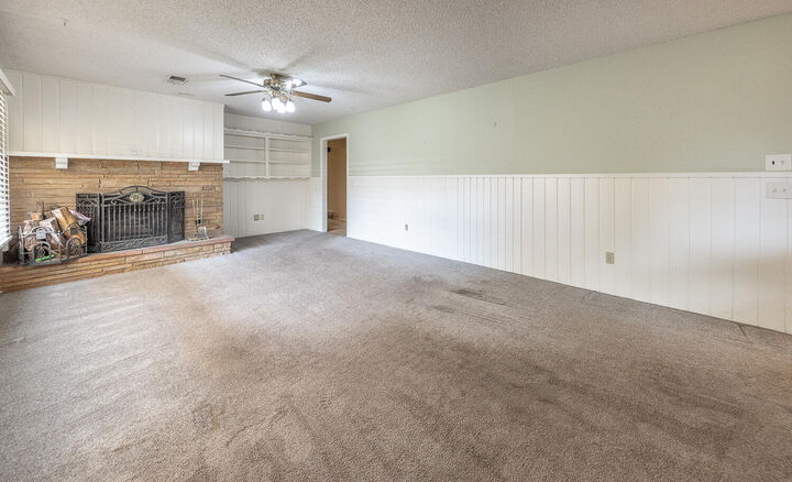 Property Photo:  6805 Avenue W  TX 79412 