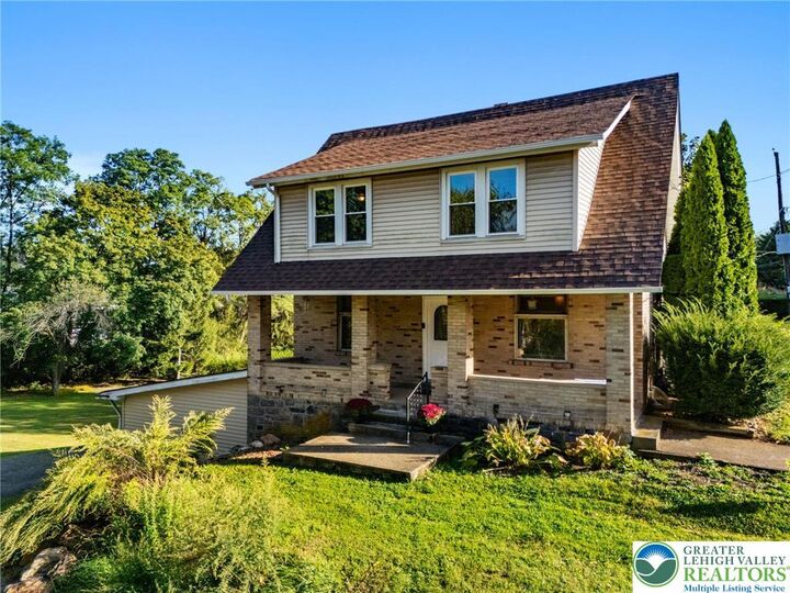 Property Photo: 2024 Wayne Street PA 18020