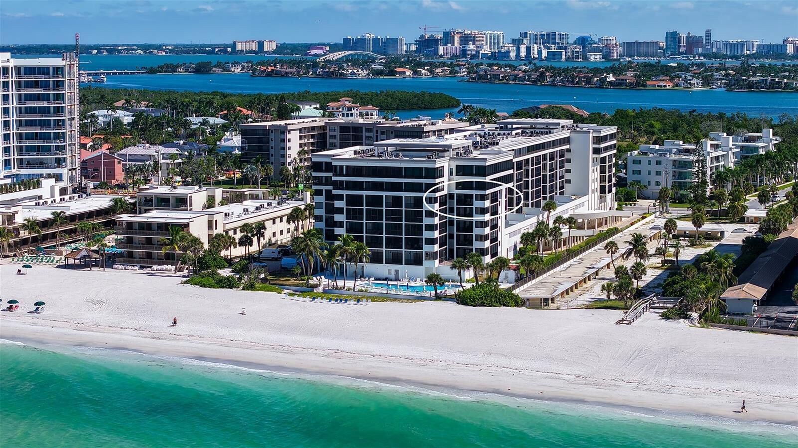 Property Photo:  1100 Benjamin Franklin Drive 604  FL 34236 