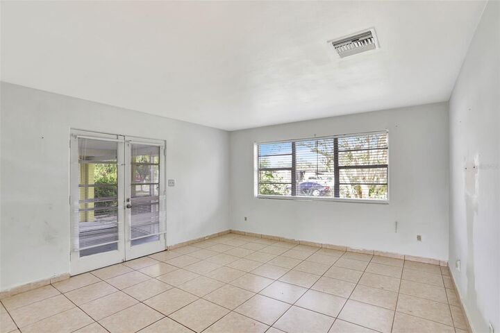Property Photo:  120 Japonica Drive  FL 32807 