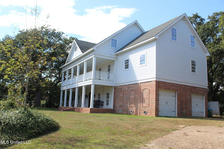 Property Photo: 726 Wiggins Circle MS 39581