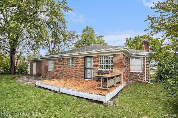 Property Photo: 14480 Wade Street MI 48213 2053