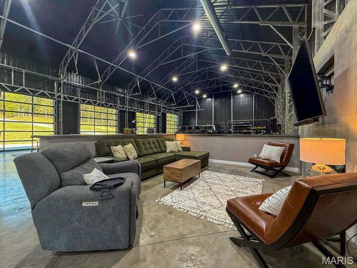 Property Photo: 709 Eberhardt Lane MO 63020