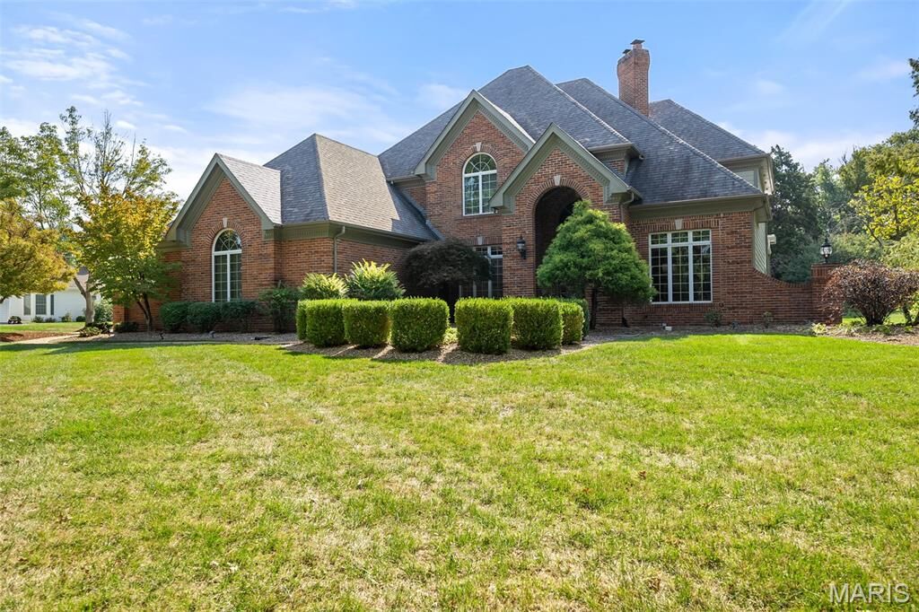 Property Photo: 16648 Kehrsgrove Drive MO 63005