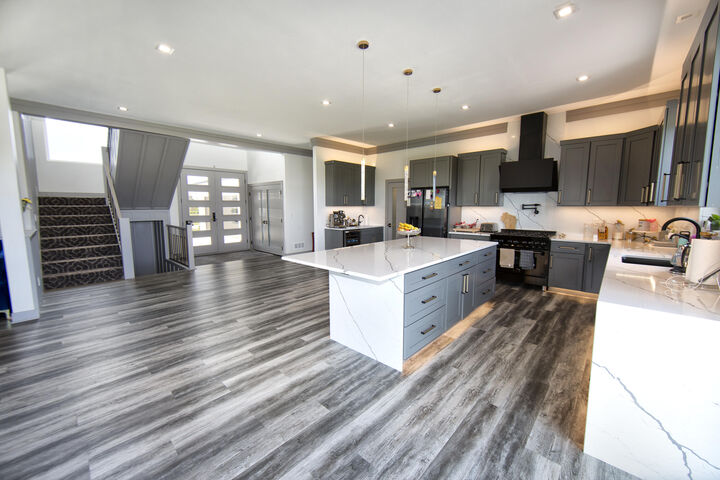 Property Photo:  10874 N Tartan Ct  WI 53097 