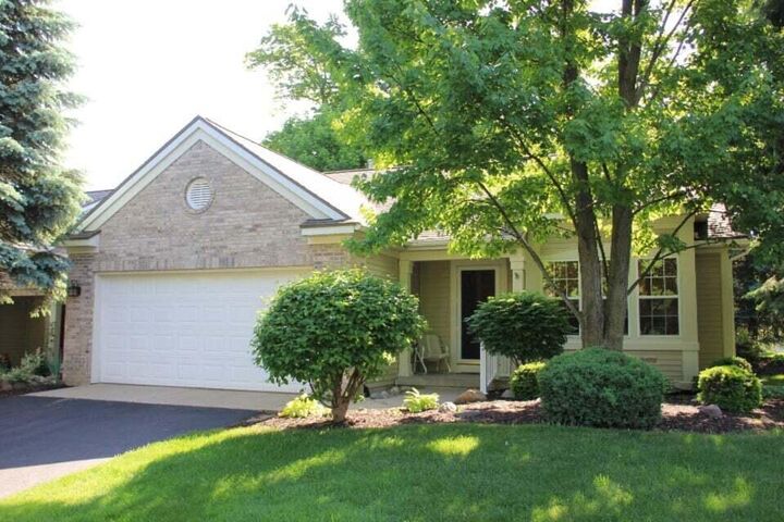 Property Photo:  3877 Old Elm Drive SE  MI 49512