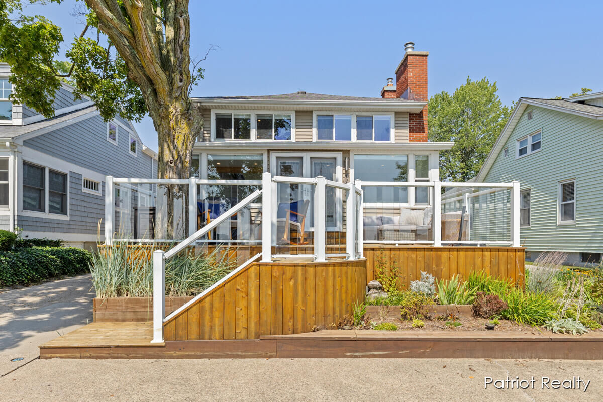 Property Photo: 16631 Lakeview Street MI 49456