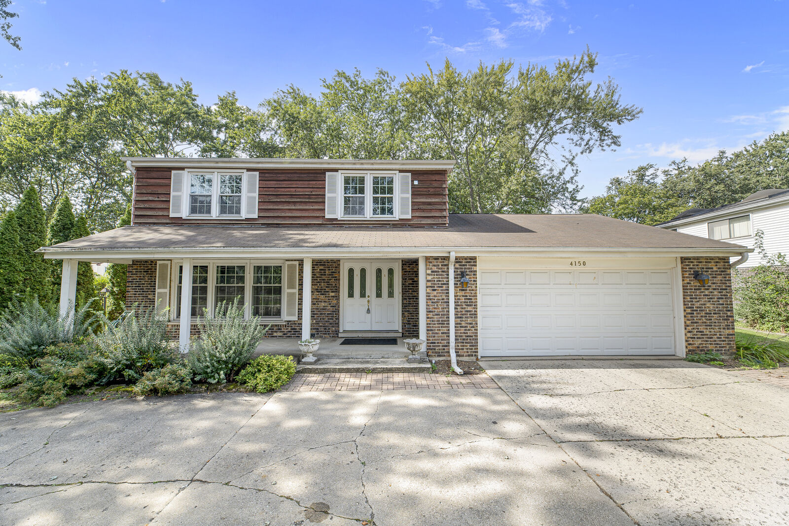 Property Photo: 4150 Russet Way IL 60062