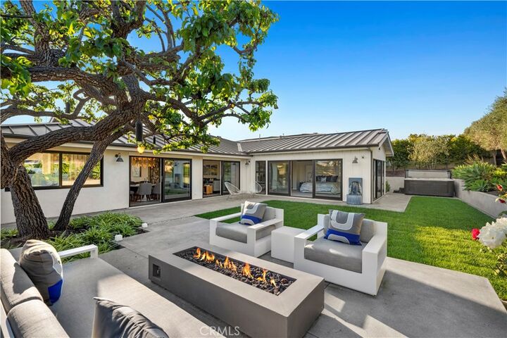 Property Photo:  4000 Topside Lane  CA 92625 