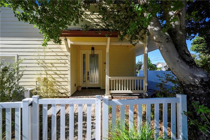 Property Photo: 1405 1407 Beach St CA 93401