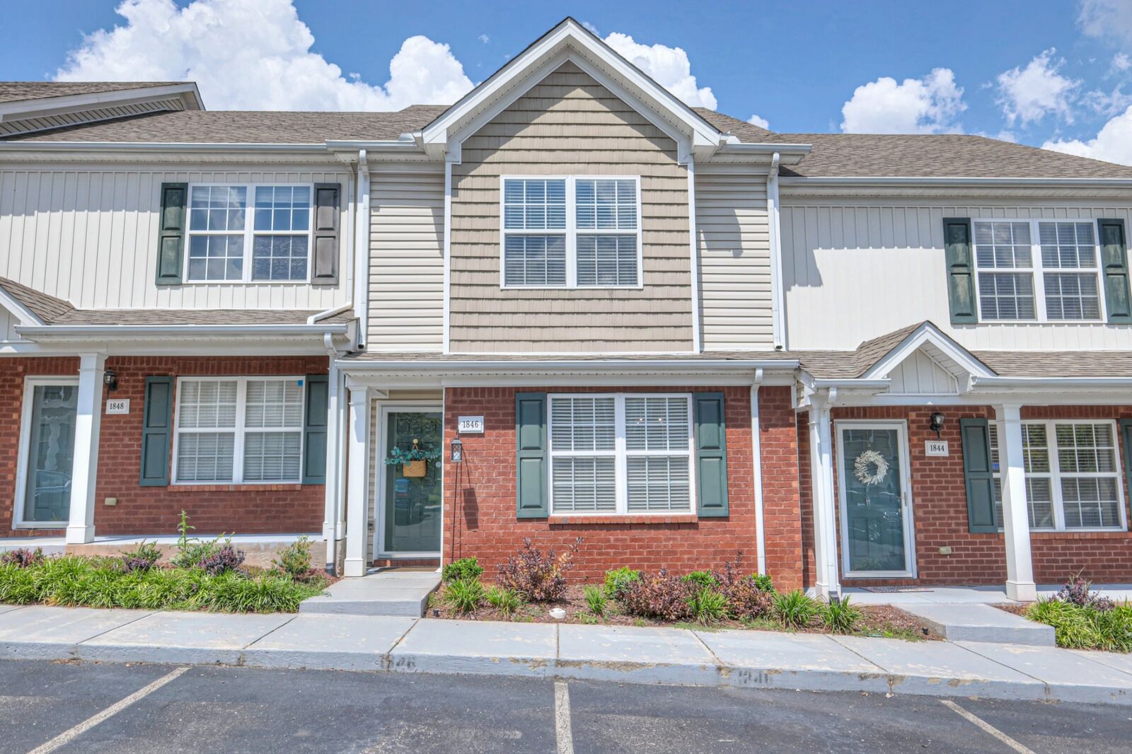 Property Photo: 1846 Shaylin Loop TN 37013