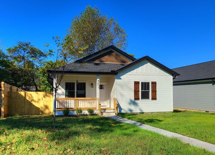 Property Photo:  4211 Woods St  TN 37138 