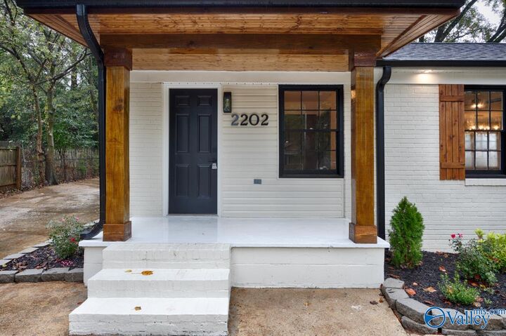 Property Photo: 2202 Viscount Drive NW AL 35810