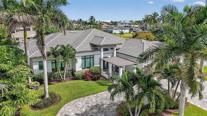 1135 Lorraine Court  Cape Coral FL 33904 photo