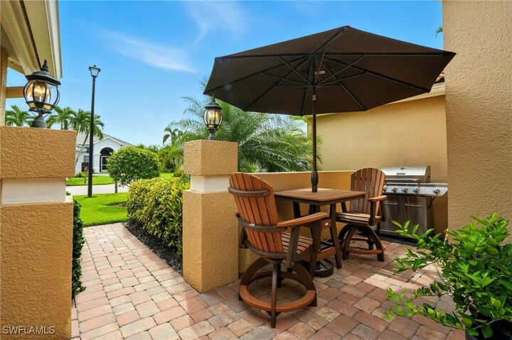 Property Photo: 12629 Glen Hollow Drive FL 34135