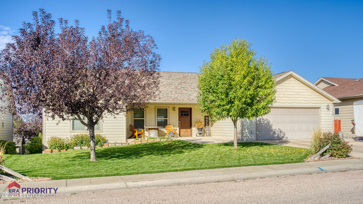 Property Photo: 4300 Longhorn Ave - WY 82718