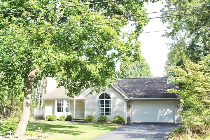 Property Photo:  34 Beverly Drive  OH 44408 