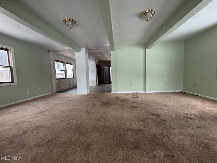 Property Photo: 245 Diehl S OH 44430