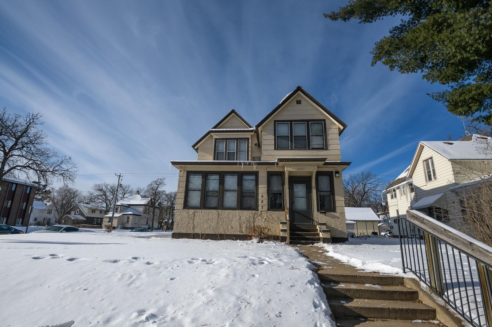 Property Photo:  527 6th Avenue S  MN 56301 