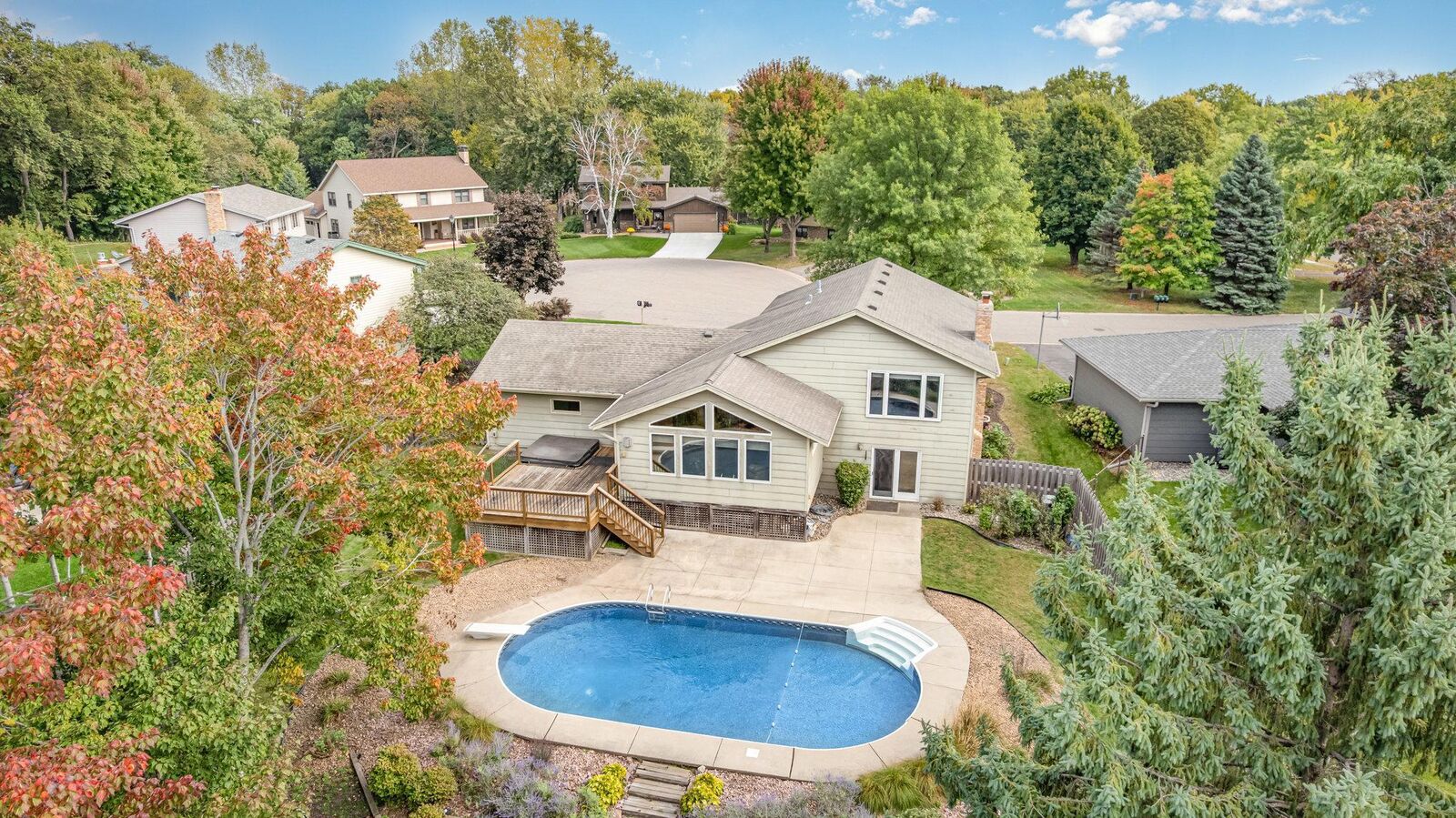 Property Photo: 13055 Florida Court MN 55124