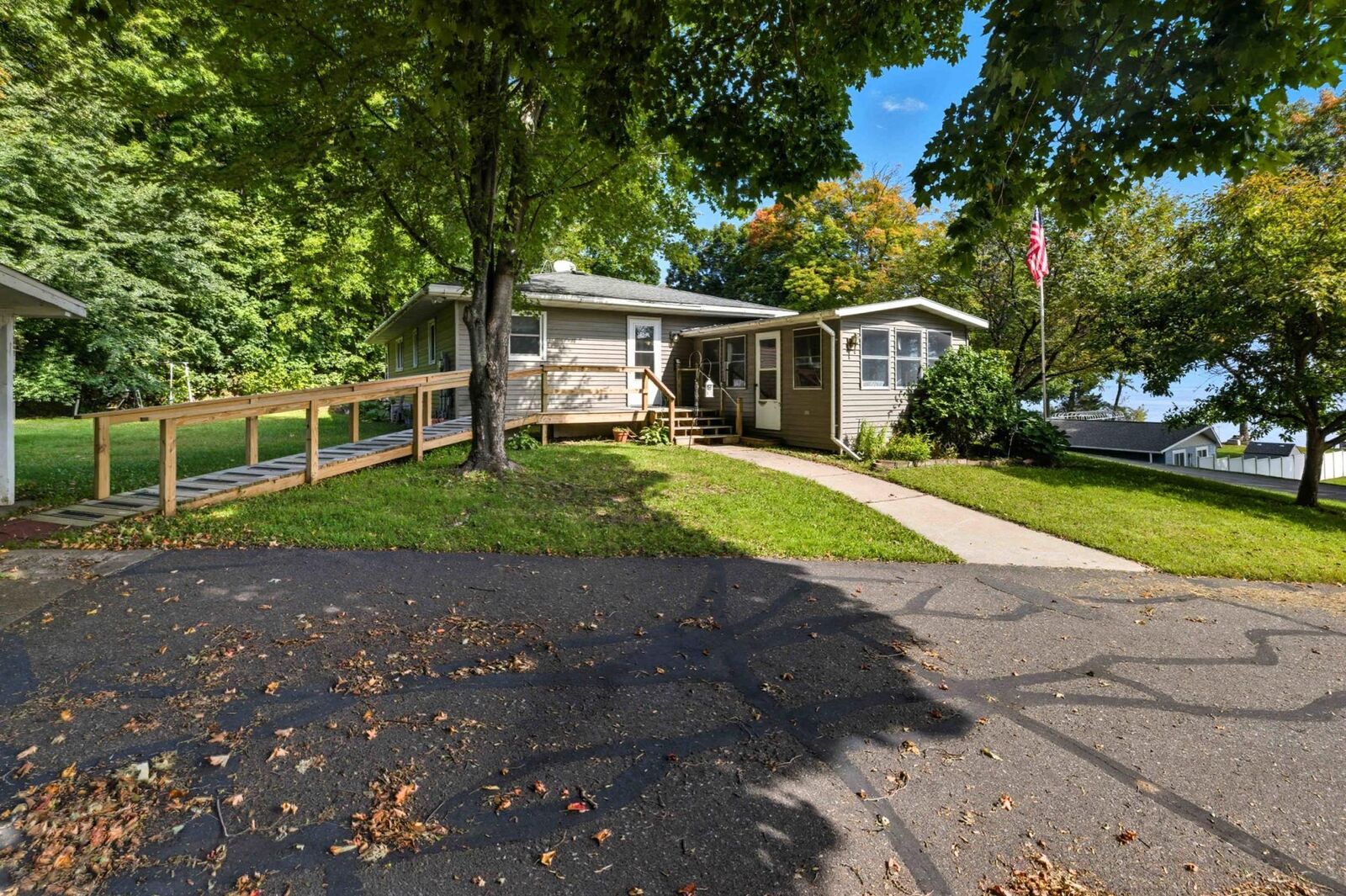 Property Photo:  46393 Earle Brown Drive  MN 56450 