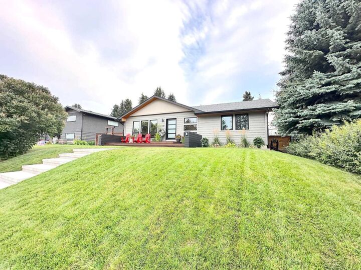 Property Photo: 139 Wildwood Drive SW AB T3C 3C7