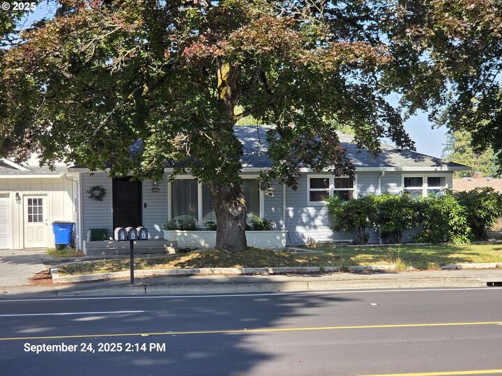 Property Photo:  606 NW 78th St  WA 98665 