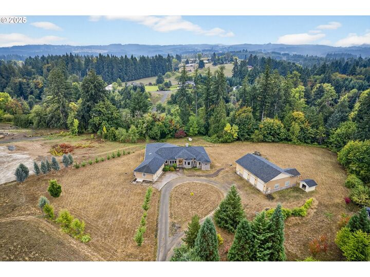 Property Photo:  16025 SW Hillsboro Hwy  OR 97123 