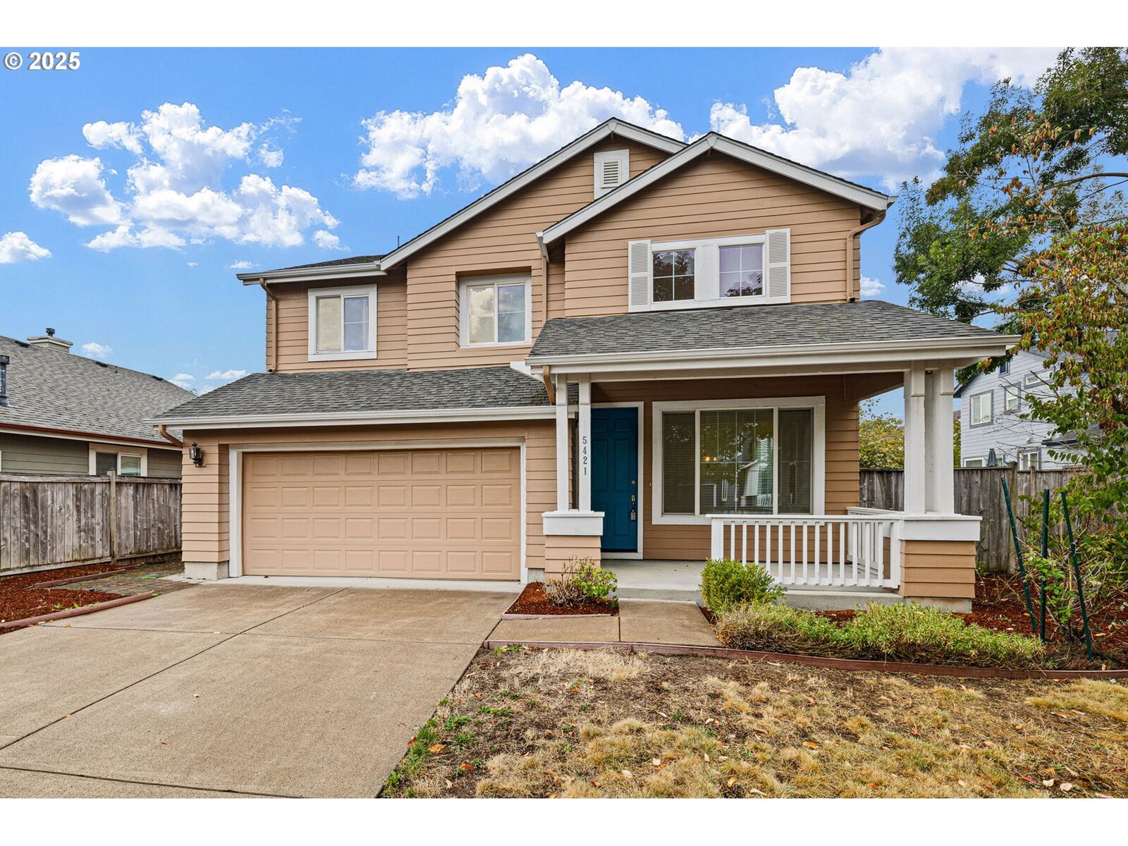 Property Photo:  5421 Wales Dr  OR 97402 