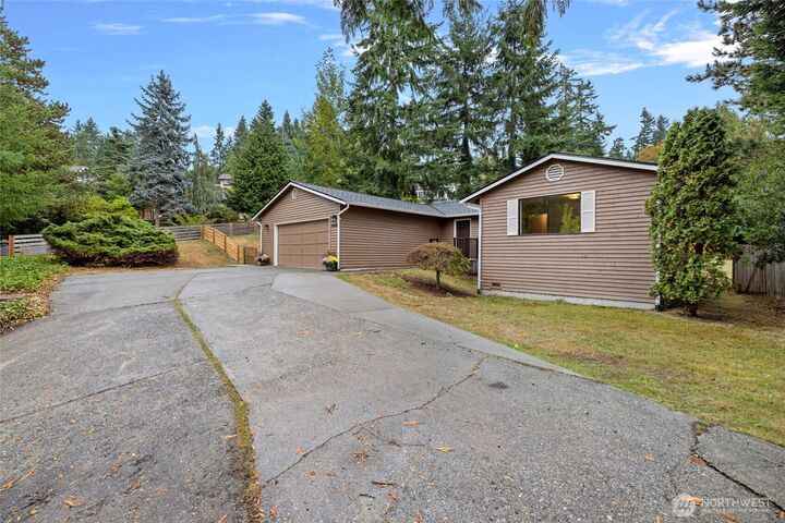 Property Photo:  18428  146th Avenue NE  WA 98072 