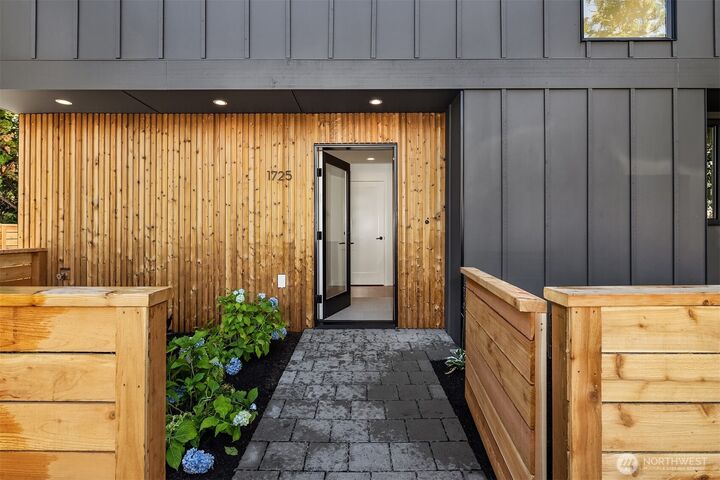 Property Photo:  1725 NW 63rd Street  WA 98107 