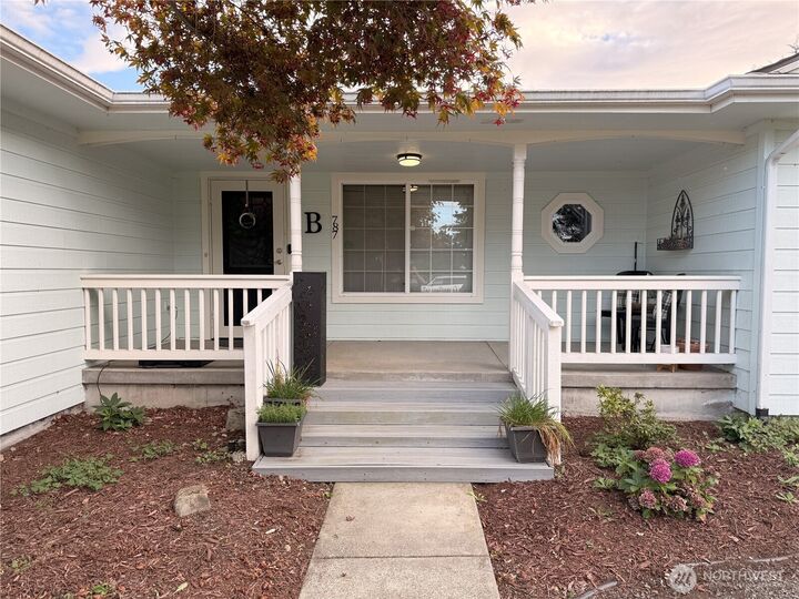 787  N Kendall Rd  Sequim WA 98382 photo