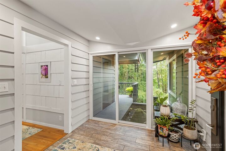 Property Photo:  11925  Manzanita Lane NE  WA 98110 