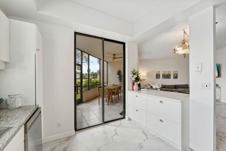 Property Photo: 7546 La Paz Boulevard 105 FL 33433