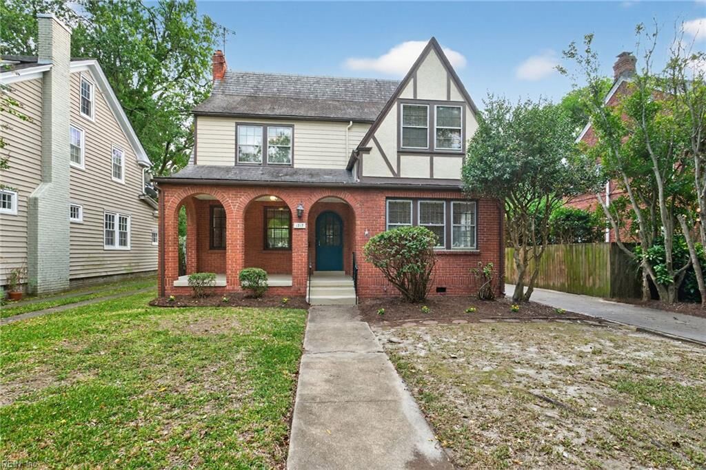 Property Photo: 1317 Buckingham Ave VA 23508