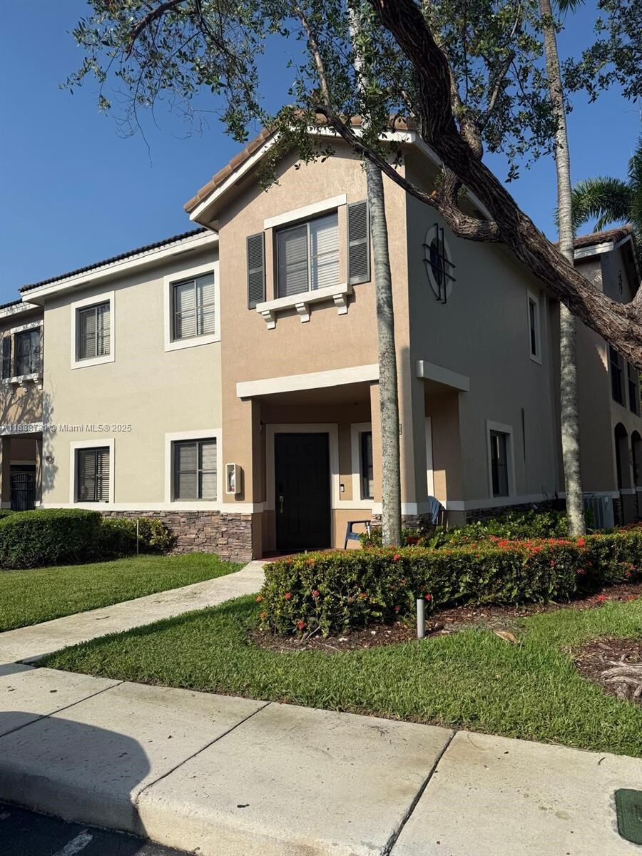 Property Photo: 22711 SW 88th Pl 7-23 FL 33190