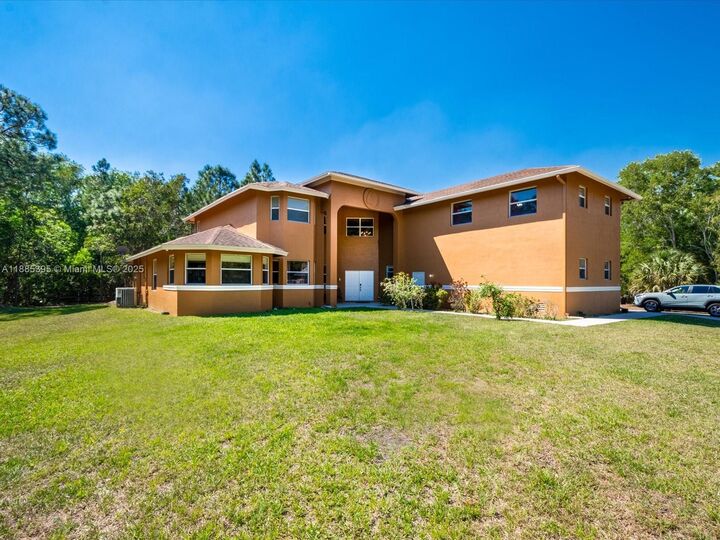 Property Photo: 13966 155th Pl N FL 33478