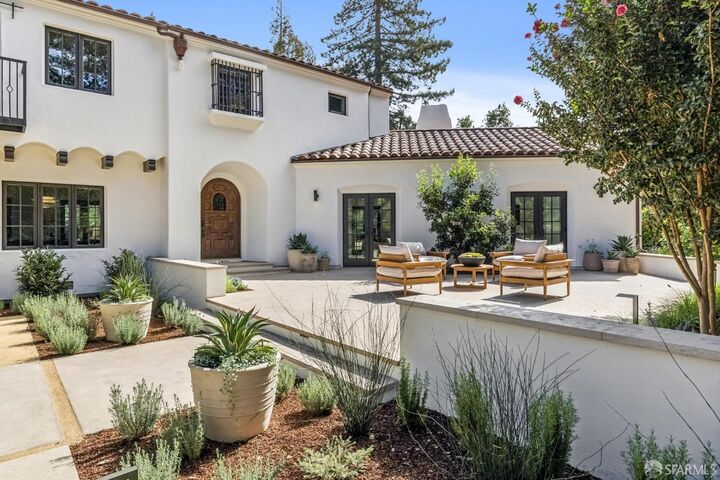 Property Photo:  167 Stockbridge Avenue  CA 94027 