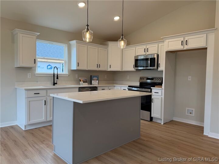 Property Photo:  2615 Vineyard Way Lot 211  IN 47143 