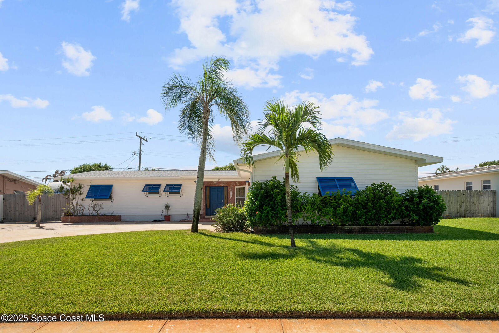 Property Photo:  155 Elm Avenue  FL 32937 