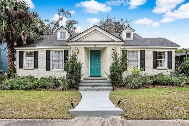 Property Photo:  725 E 53rd Street  GA 31405 