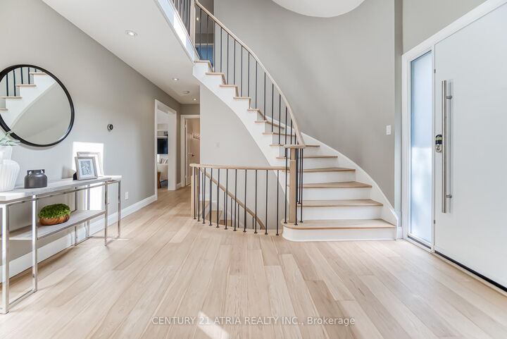 Property Photo:  56 Magpie Crescent  ON M2L 2E5