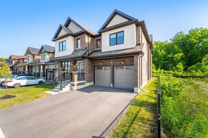 Property Photo:  